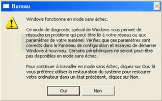 Ecran accueil Windows XP avec apparition du compte caché Adminstrateur 